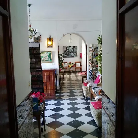 Pensión Escandinavia 2*